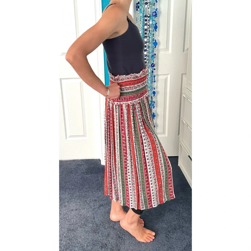 🇨🇦design:unik dual use as skirt or dress smocked w/fun patterned stripes-vintage - Picture 3 of 16
